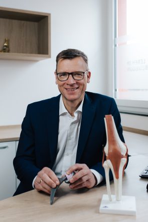 Dr. Festerling, Orthopädie, Knie, Hüfte, Prothese, Arthroskopie